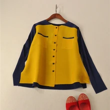 Плиссе с длинными рукавами короткая куртка Весна и осень o-образным вырезом разноцветная с устойчивым каблуком украшения маленькие кнопки пальто