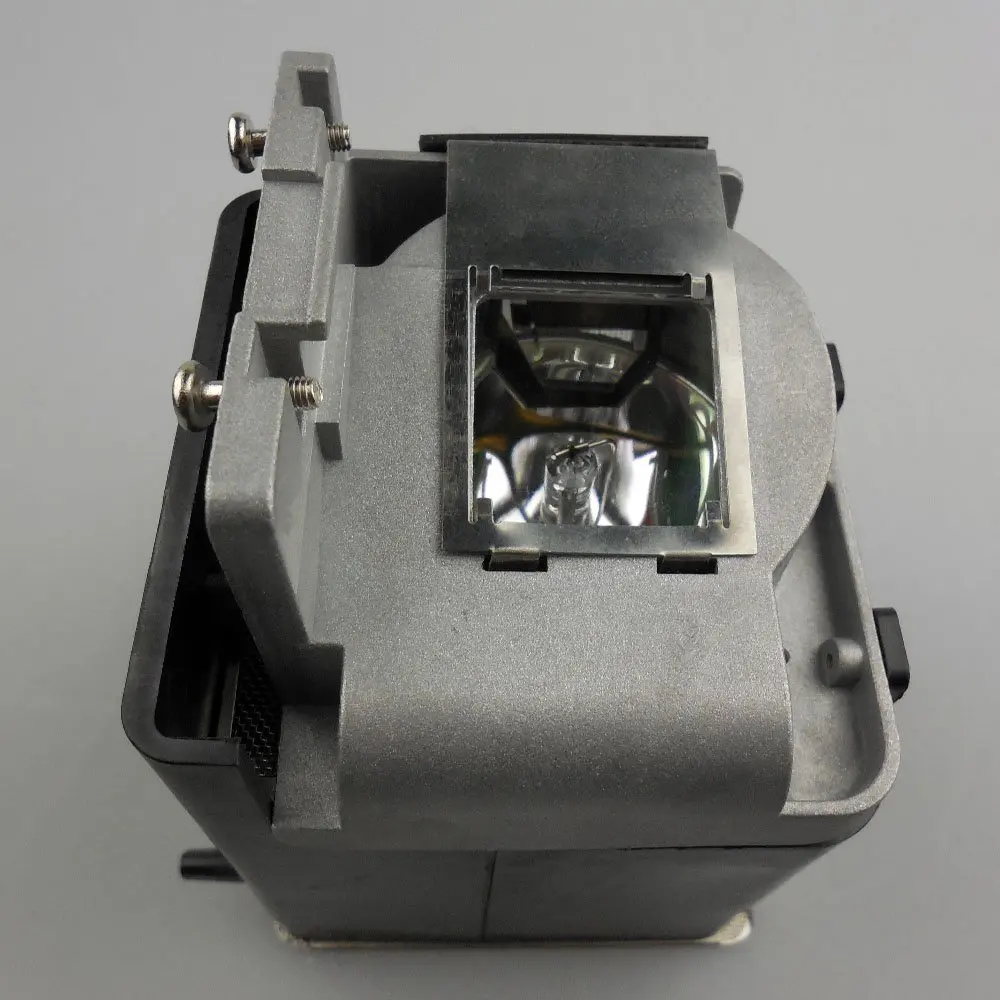 VLT XD600LP / 499B056O10 Replacement Projector Lamp with Housing for