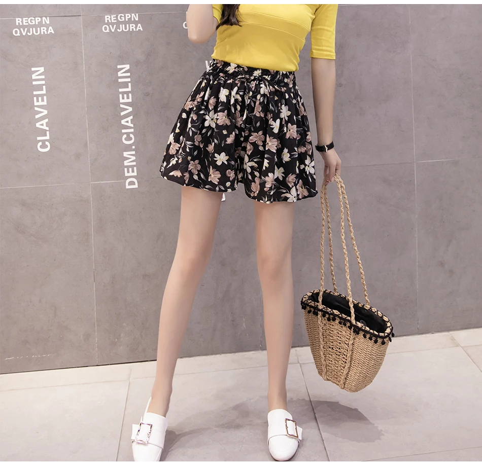 4XL Plus Size Chiffon Shorts Striped High Waisted Wide Leg Summer Short Floral Print Boho Female Casual Skirt Shorts Women