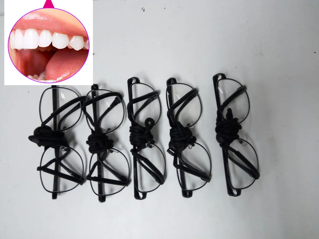 

Teeth Whitening Orthodontic Braces Tool Dental Plastic Frame for Dental Surgical Medical Binocular Loupes Fit for Dentist