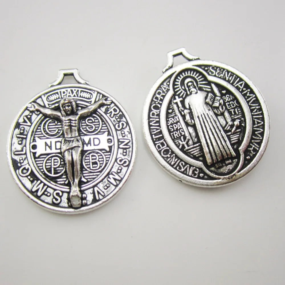 

50pcs of 1.2 Inch New Design Round Saint Benedict Jubilee Medal Pendant