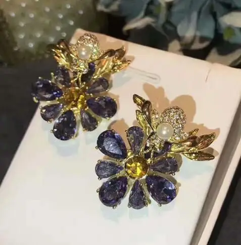 

925 Silver Crystal Stud Earrings For Women Fashion Luxury Eight Purple Crystal Flowers Paved Wedding Earring Jewelry Accessory