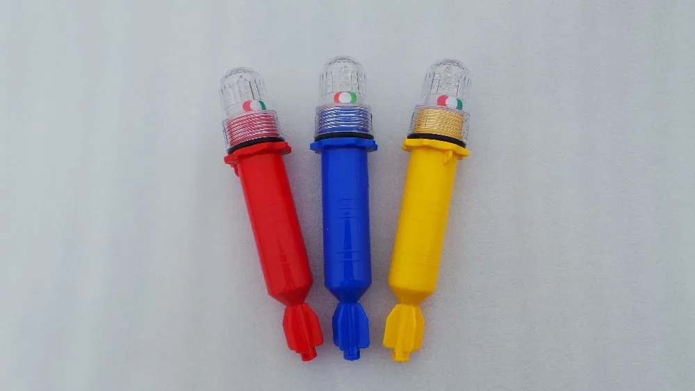 

MR OCTOPUS fishing light,lantern,beacon light,Floating waterlights,netlight,blink in dark, 25cm, 95g,