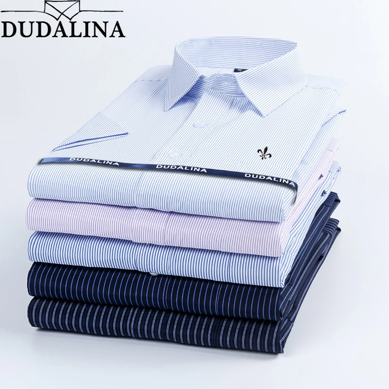 Dudalina 2019 الصيف قميص رجالي بأكمام قصيرة منقوشة مخطط الأزياء العمل عارضة قميص رجل قميص رسمي Camisa الاجتماعية Masculi