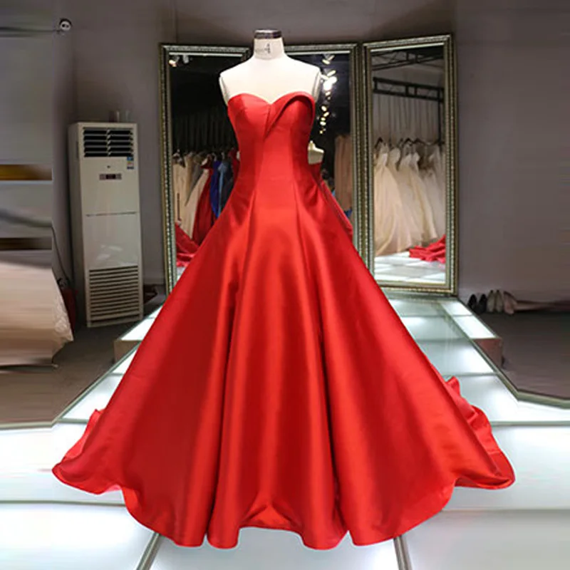 Women's Formal Evening Dresses 2017 Sweetheart Sleeveless Ball Gown Red