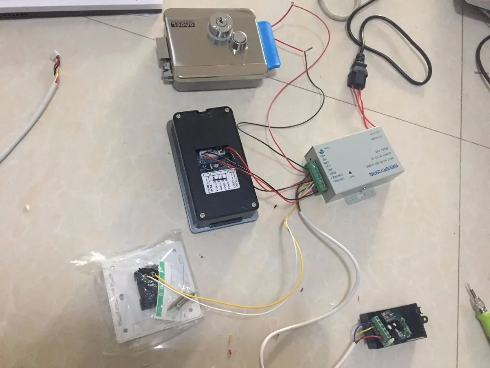 Видеодомофон система доступа 9 дюймов 1 монитор + RFID доступ ИК камера 700TVL