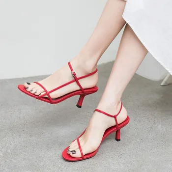 

MLJUESE 2019 women sandals Cow leather buckle strap red color buckle strap open toe high heels beaches sandals party dress