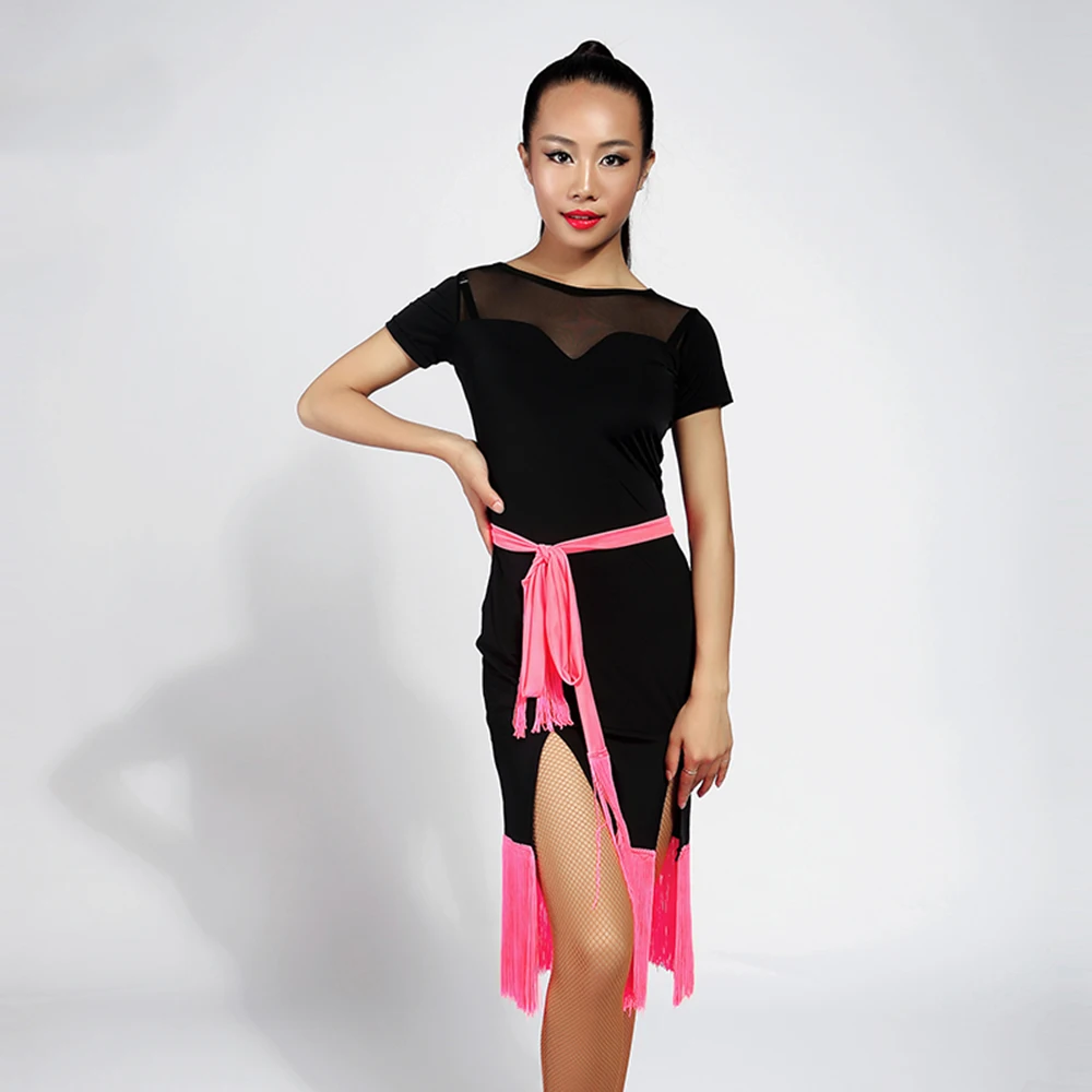 юбка для бальных танцев для девочек. юбка для латины тренировочная. черный костюм для танцев. юбка для латиноамериканских танцев. тренировочный костюм для бальных танцев.