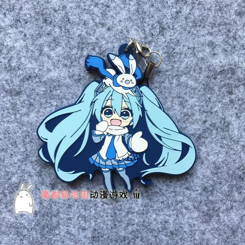 

Hatsune Miku Anime VOCALOID 2016 2017 Snow Yuki Miku Rubber Keychain