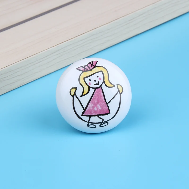 2018 جديد درج مقبض خزانة مقبض الباب دولاب التأثيرات السيراميك مطبخ مجلس الوزراء المقابض و مقابض أثاث الأطفال