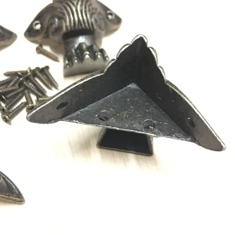 Antique-Zinc-Alloy-Wooden-Box-Corner-Feet-Desk-Edge-Jewelry-Wine-Box-Furniture-Leg-Corner-Protect