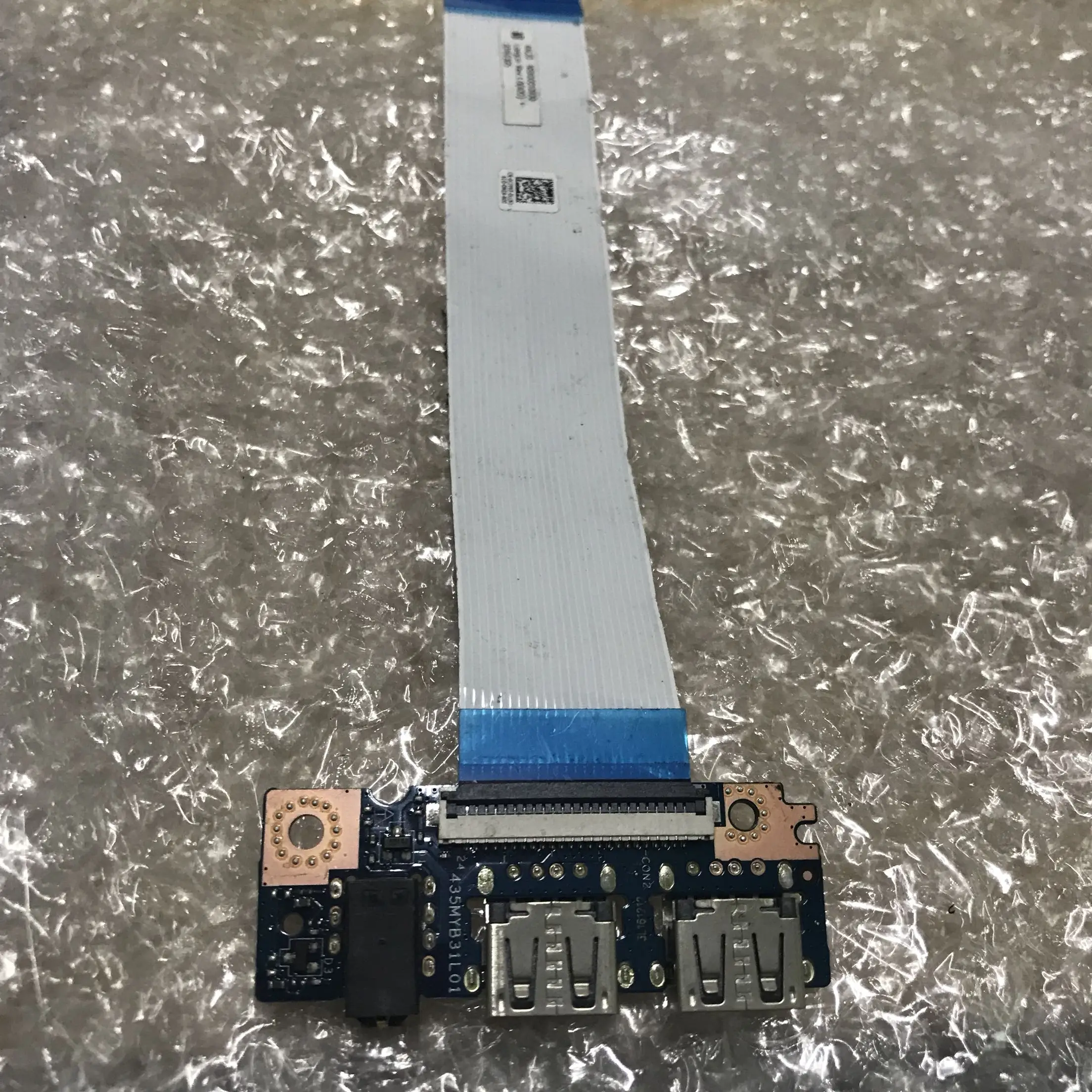 

For Dell Inspiron 15 5559 USB / Audio Port IO Circuit Board - 2WMGK 02WMGK AAL15 LS-D071P