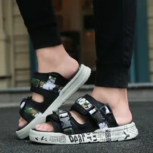 Новинка; камуфляжные мужские сандалии; парусиновая мужская повседневная обувь; популярный светильник; сандалии на плоской подошве; нескользящая обувь без застежки; пляжные римские вьетнамки