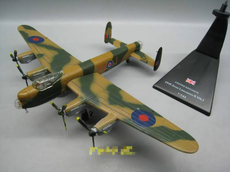 Амер 1/144 масштаб военная модель игрушки 1945 Avro Lancaster B MKI бомбер литой металлический самолет модель игрушка для коллекции, подарок, дети