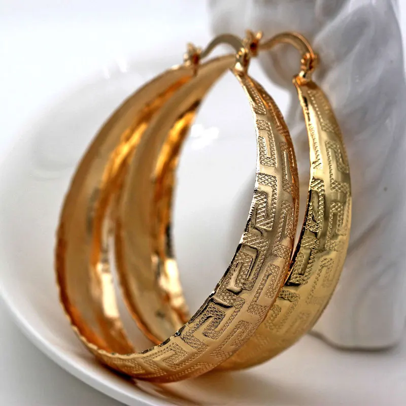

Hip Hop Big Hoop Earrings For Women Pendientes Mujer Moda 2019 Ear Rings Gold Hoop Earrings Circle Round Earrings OBS4301_Gold