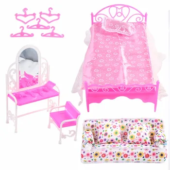 

Pink Mini Bed With Pillow for Dolls Dollhouse Bedroom Flower Sofa Bed Hangers Super Combination Pretend Play Living Room