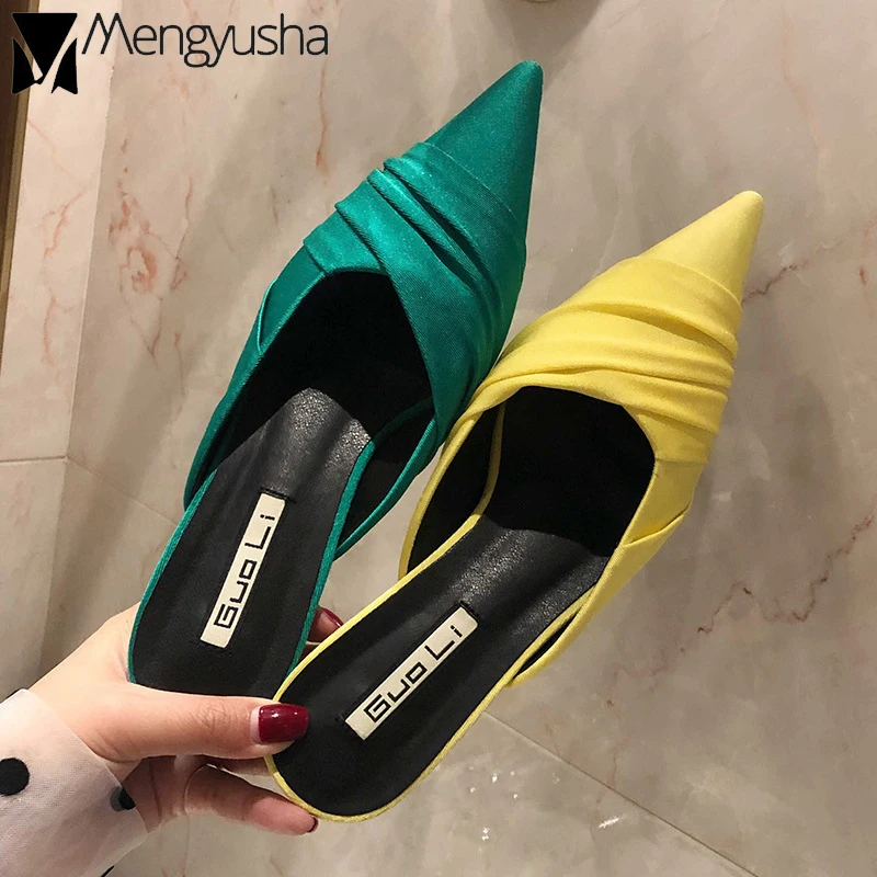 

Web Celebrity microfiber bride slippers ladies wedding shoes pure lace mesh pointy sexy mules women cat heels summer loafers new