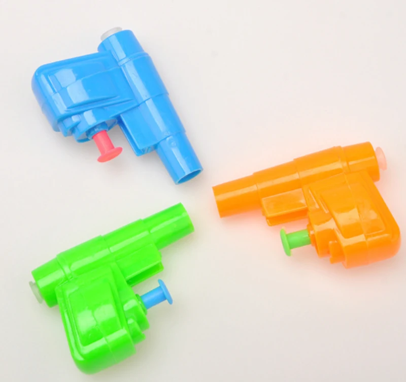 WHOLESALE 48 MINI WATER GUN PISTOL BEACH POOL TOY PARTY GOODY BAG CARNIVAL GUNS 