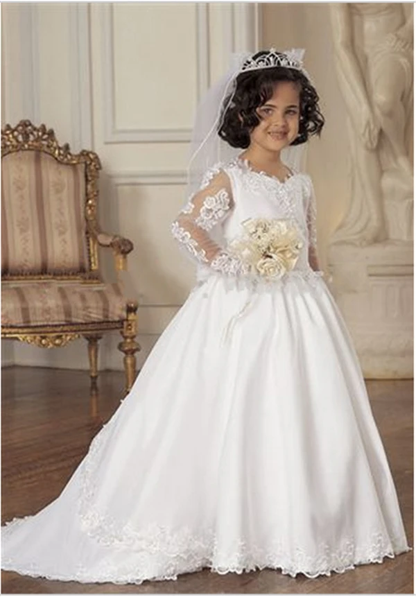 2015-Fsahionable-White-Lace-Applique-Long-Sleeve-Flower-Girls-Dresses-with-Train-Communion-Dresses-Kids-Frock (1).jpg