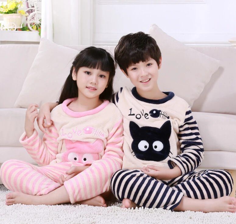 

Pretty Children Fleece Pajamas Warm Flannel Sleepwear Girls Loungewear Coral Fleece Kids pijamas Homewear Winter Pyjamas ddfr