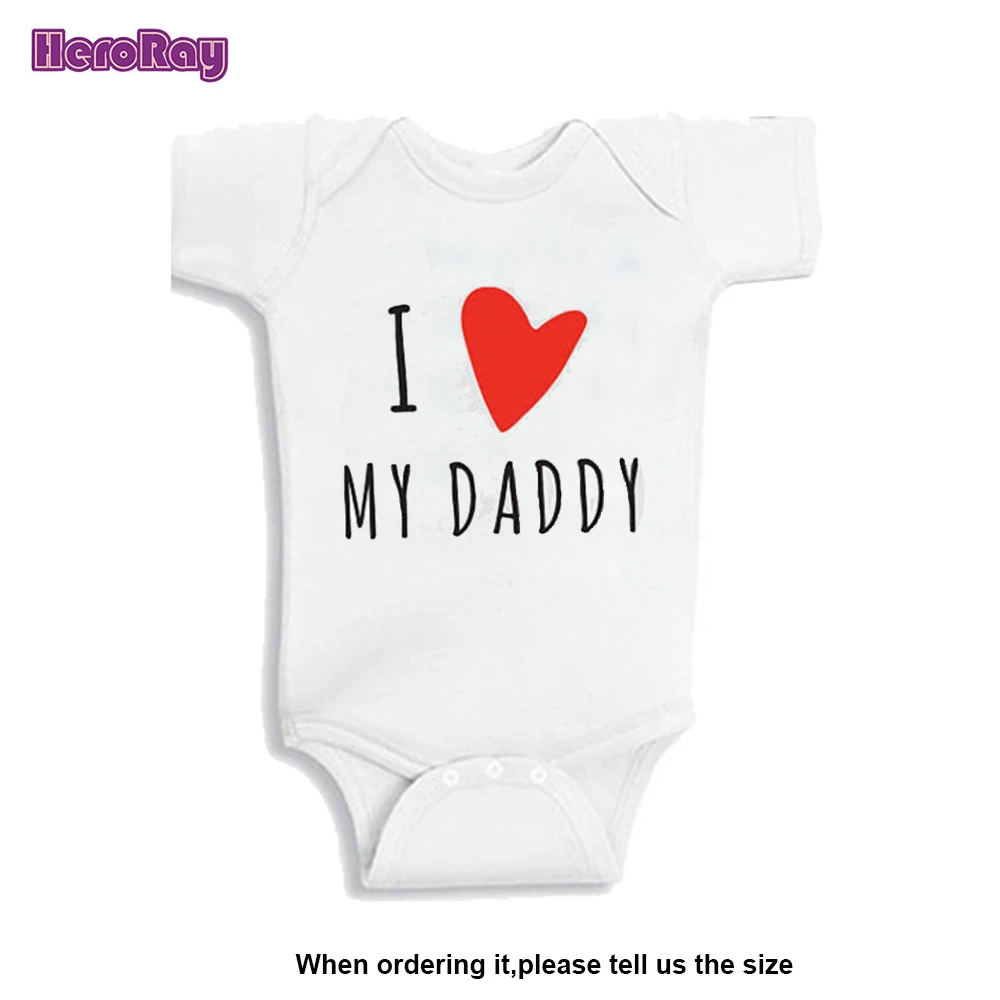 

Free Shipoment I love My Daddy, Mummy, Family Slogan Love Illustration drawing Design cute Baby Short Sleeved bodysuit