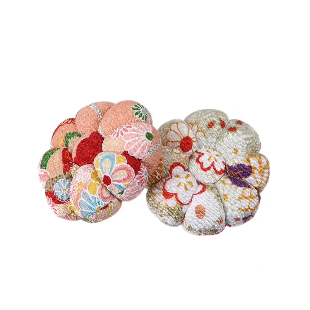 

Fabric Sewing Tools Pumpkin Patterns Pin Cushion Sewing Kit Home Craft Needle Holder Sewing Helpful Tools Random Color, 1 Piece