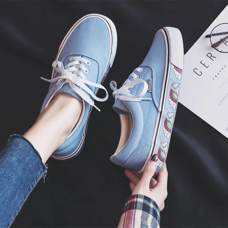 

Canvas women shoes original 2019 spring new Joker Korean students Hong Kong flavor retro female platform shoes tide Yasilaiya