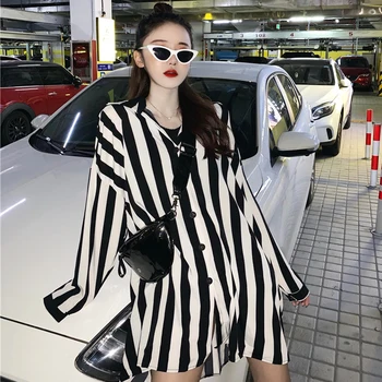 

Retro Vertical Stripes Shirts Women Turn Down Collar Fashion Casual Grunge Harajuku Street Long Sleeve Top Blouse Female Shirt