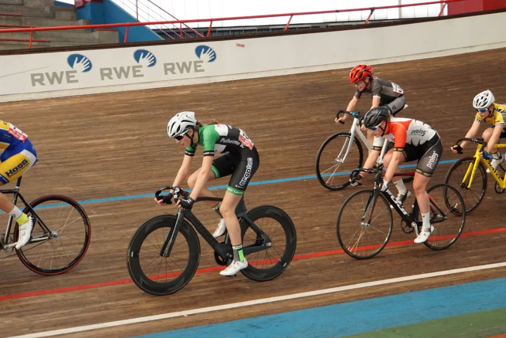 Flash Deal Full Crabon Fiber Track Bike Frame FM208 Fixed Gear Frame With Fork Seat Post Stem 1-1/8" Headset Bike Carbon Bicycle Frame 0 Flash Deal Full Crabon Fiber Track Bike Frame FM208 Fixed Gear Frame With Fork Seat Post Stem 1-1/8" Headset Bike Carbon Bicycle Frame 0