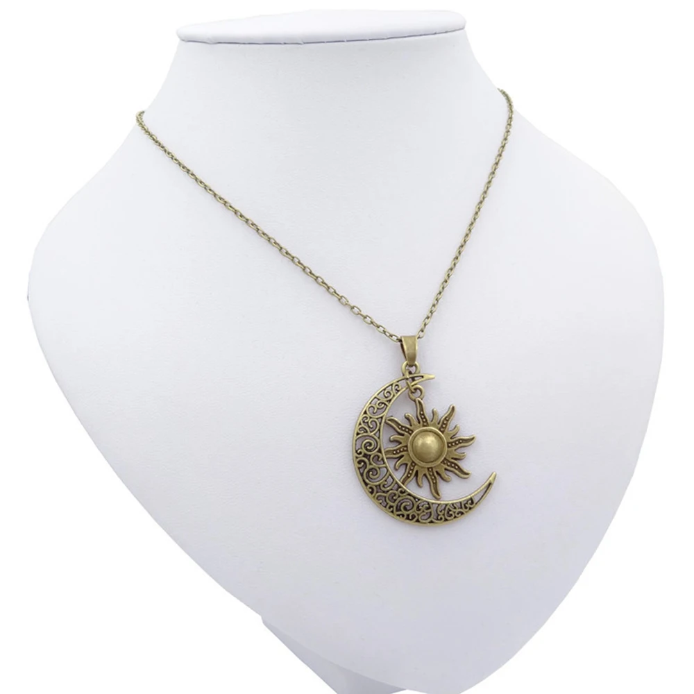 колье солнце. колье с солнцем и звёздами. колье солнце. колье солнце. подвеска в форме солнца.