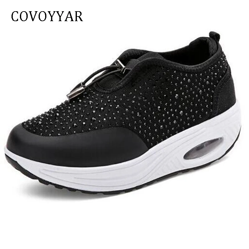 COVOYYAR/ роскошные женские кроссовки со стразами; повседневная обувь на платформе; женские модные удобные танкетки; обувь черного цвета; размер 40; WSN769