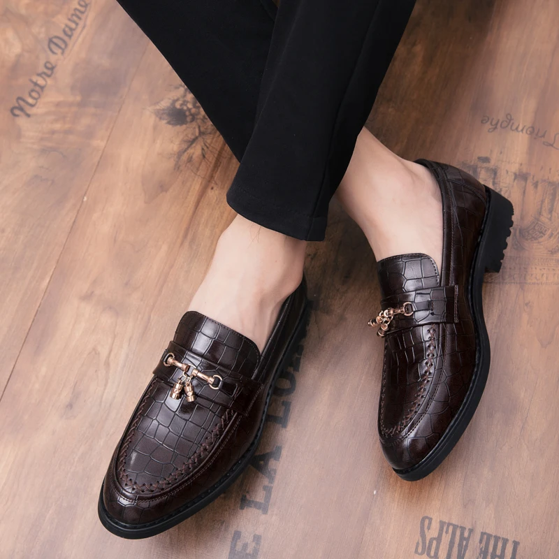 En Style Italien Chaussures Luxe Peau Mocassins Noir Robe Cuir Crocodile Plaid Bureau Mariage Grande Hommes marron Marque Taille De nvpwqXnz