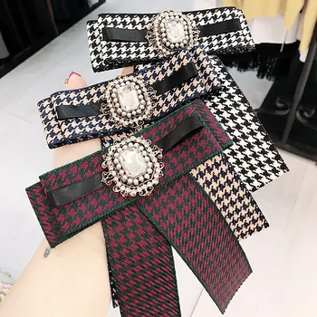 

Handmade Crystal New Academy Flower Rhinestone Shirt Pins Plaid Neck Bow Tie Bow Knot Apparel Accessories Fashion Jewelry