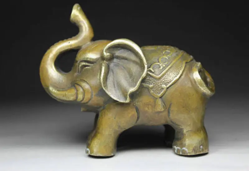 

CHINESE OLD COPPER HANDWORK ELEPHANT STATUE