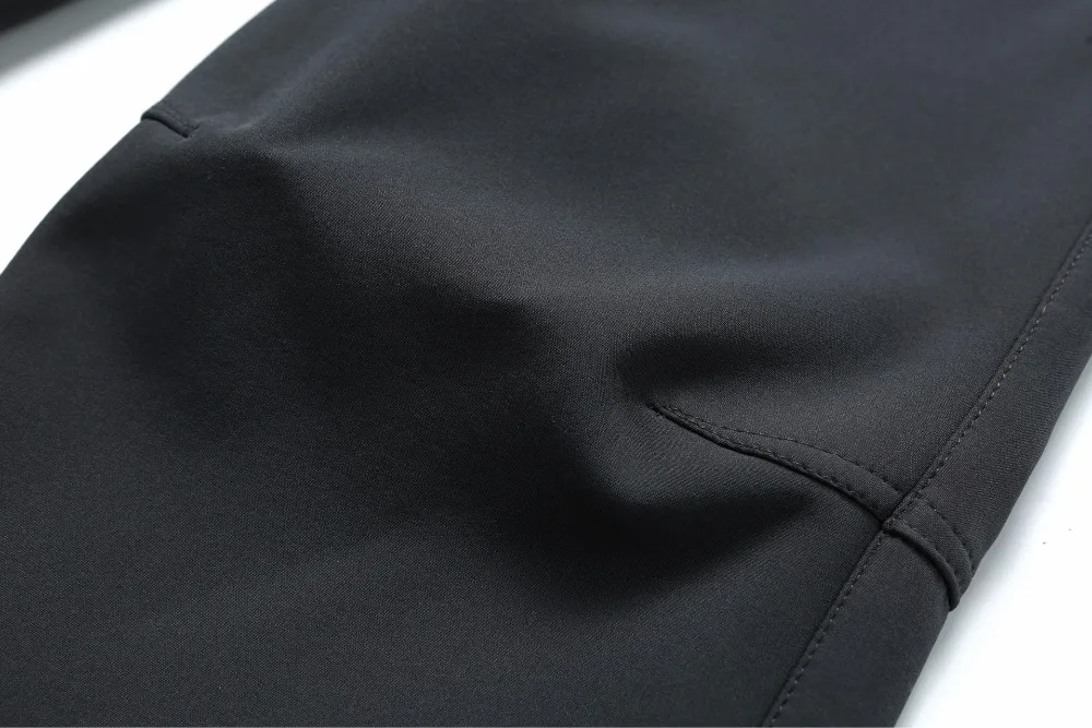 4633729709_1832000105