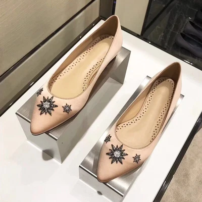 

Bling Crystal Heels Women Pointed Toe Fashion Satin Women Pumps Low Heel Wedding Party Nightclub Brand Runway Star Shoes Women