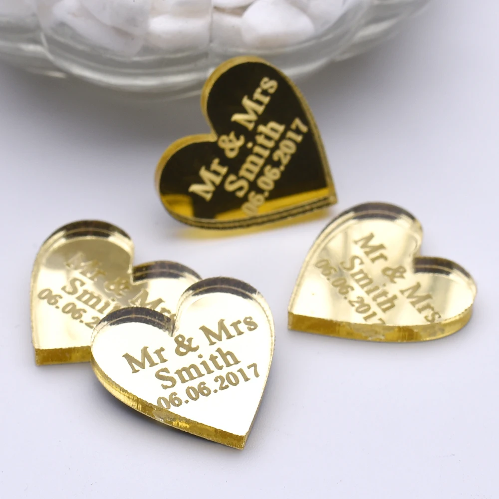 50pcs Personalized Engraved Name Card Mirror / Clear MR & MRS Surname Love Heart Wedding Table Decoration Favors Size
