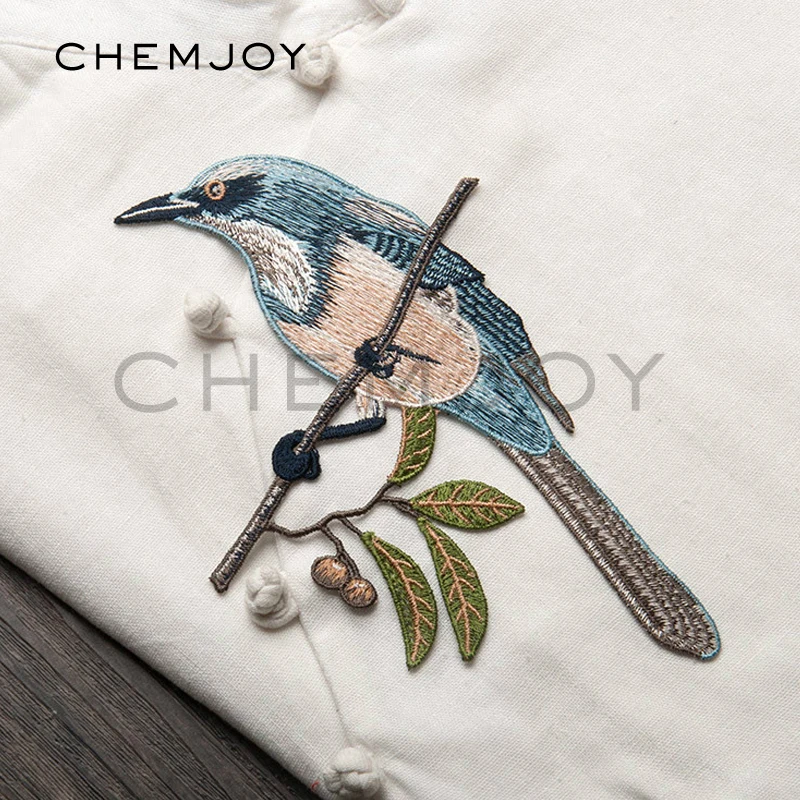 

1Pcs Blue Bird Embroidered Patch for Clothing Sewing On Patch Bird Applique Shirt Jeans Jackets DIY Decoration Patch
