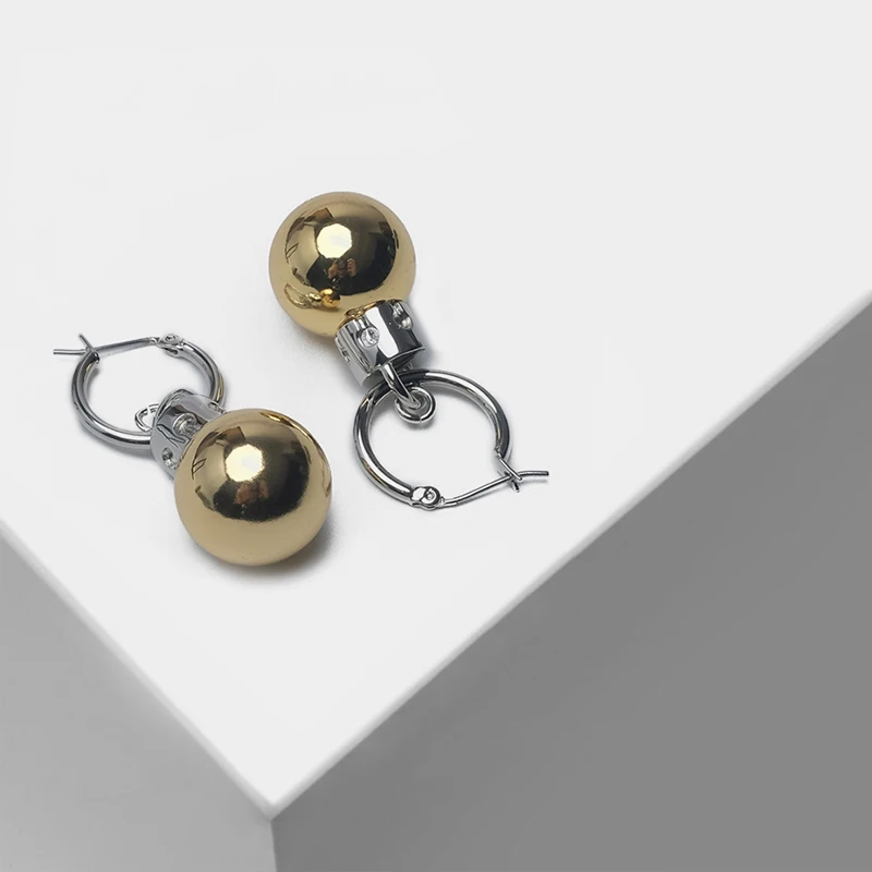 

Light bulb pendant fashion drop earrings