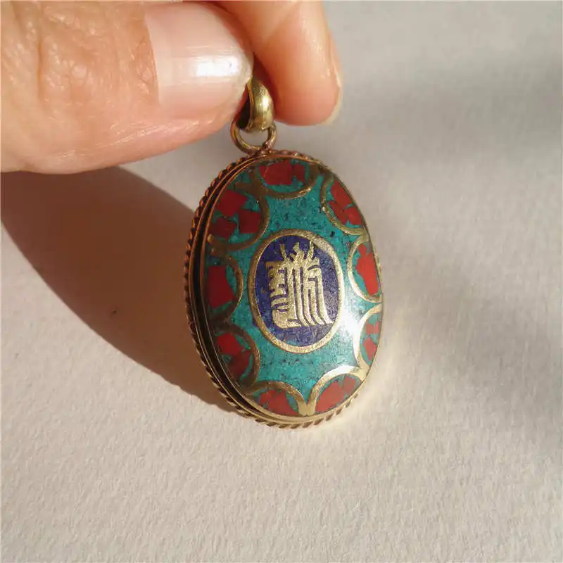 TBP326 Тибетский амулет Ом Калачакры латунный декор цветной камень|charms om|amulet charmom charms |