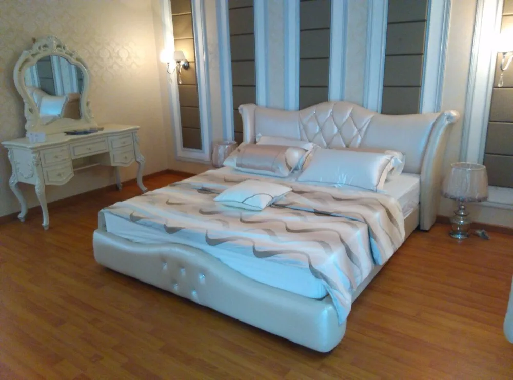 

diamond button tufted contemporary genuine leather bed modern bedroom furniture made in China