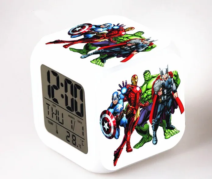 Новое поступление, 1 шт., светодиодный цифровой часы с изображением Мстителей, милый мультфильм, 7 цветов, сменный светодиодный, отличный подарок для детей