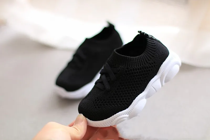 Hot Sale Baby Mesh Sneaker For Girls Boys Toddler Running Shoes Socks Sneaker Slip-On Soft Rubber Walk Shoe