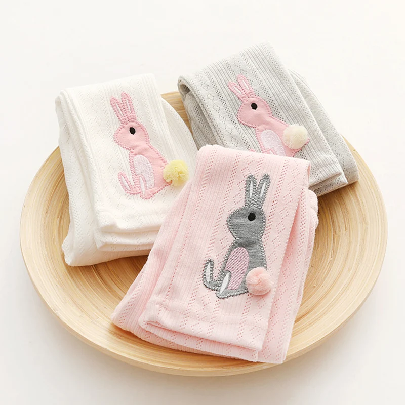 Демисезонный с забавным кроликом для девочек хлопковые леггинсы детские штаны одежда для малышей Детские леггинсы Костюмы 2018 T1/96662O