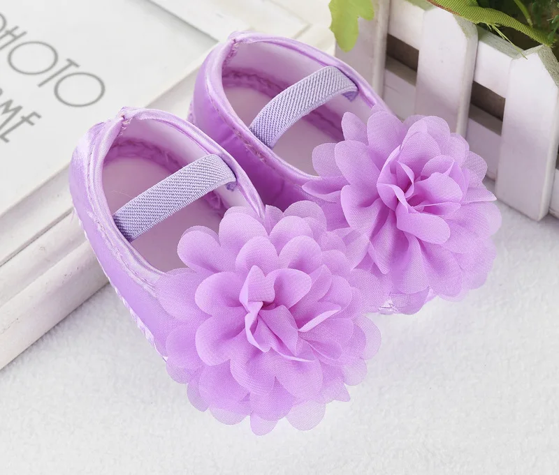 

Spring / Autumn Infant Baby Shoes Moccasins Newborn Girls Booties for Newborn 3 Color Available 0-1 T
