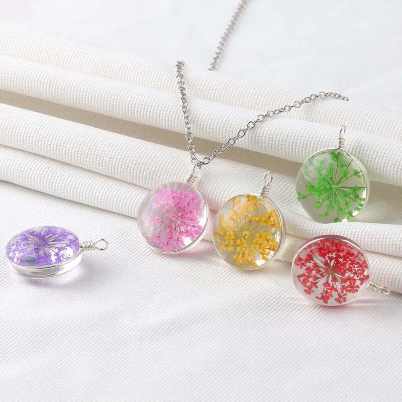 

Handmade glass ball necklace fashion round new glass bottle necklace dried flowers eternal flower starry pendant female jewelry
