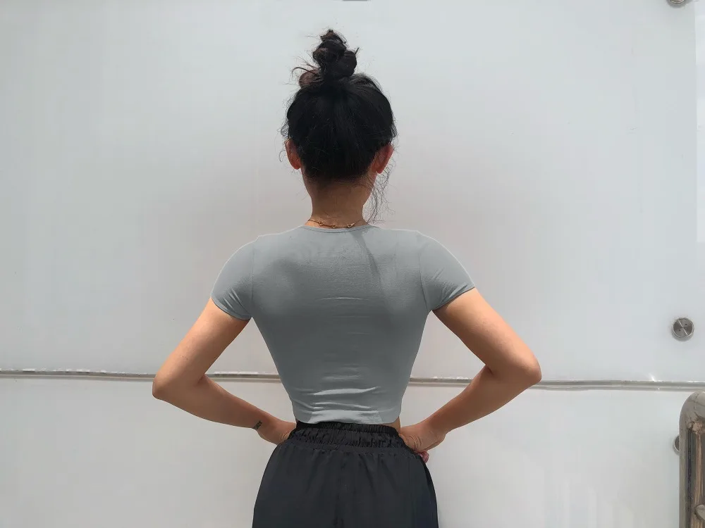 灰色-(1)