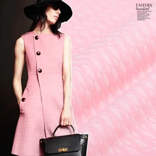 На Заказ Розовый мелодия жаккард с геометрическим узором ткань для двойной жаккардовый рисунок плюс кашемир модная осенне зимняя куртка ткань