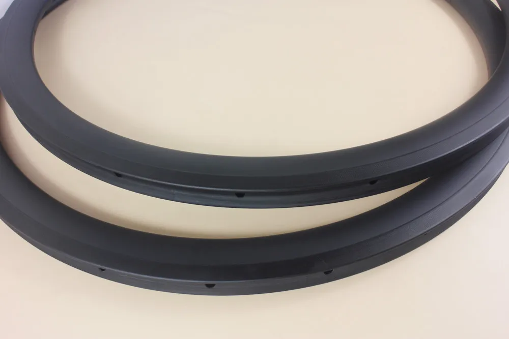 23mm wide rim