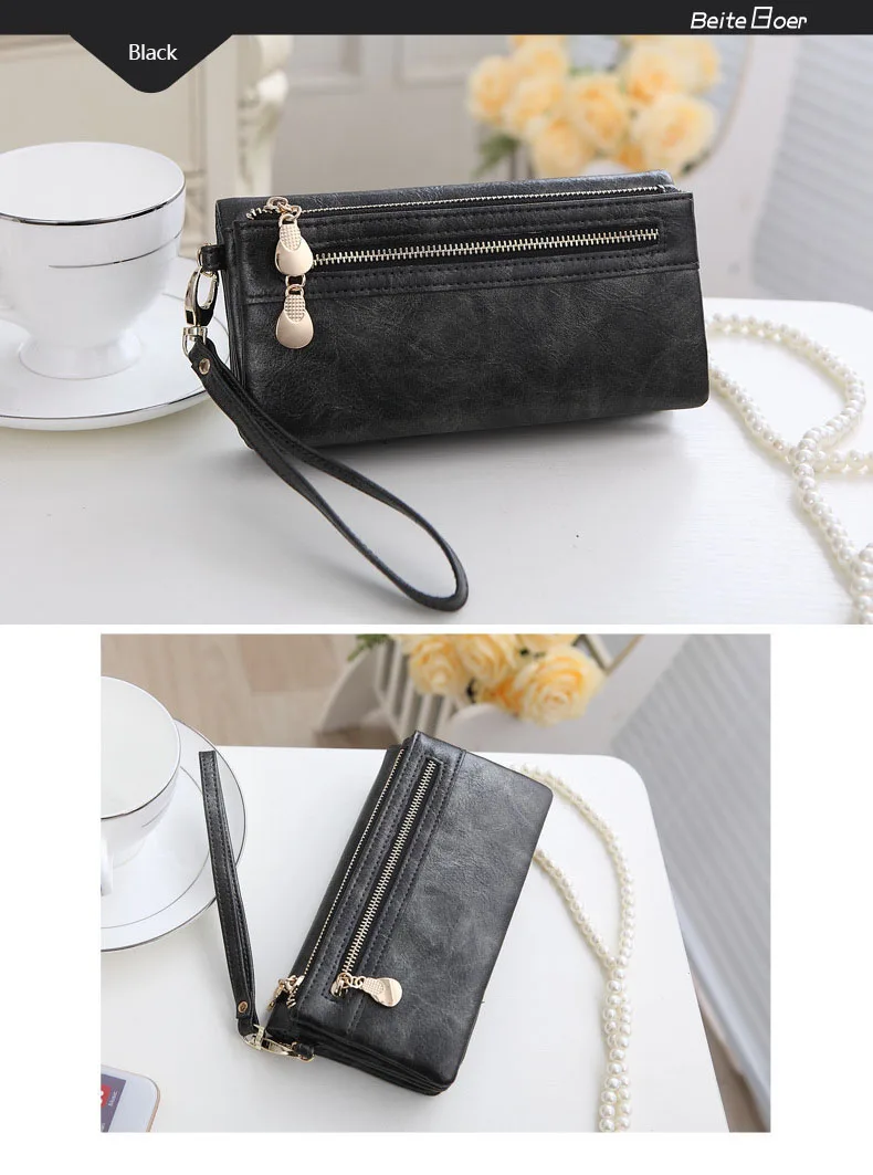 2682442837_1828403362